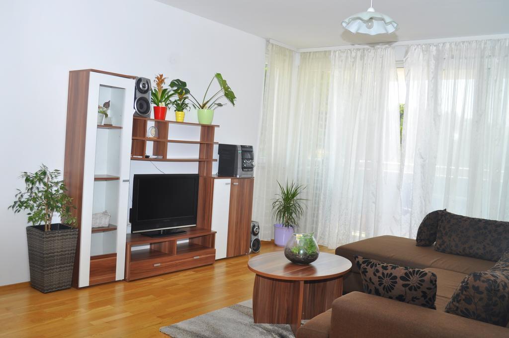 Apartment Kristijan Makarska Exteriör bild